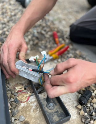 Installation d'une borne à chargement